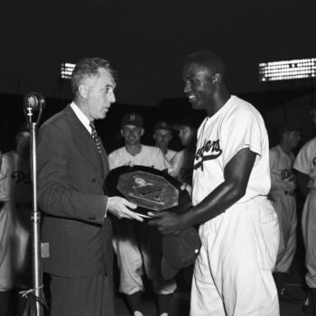 jackie robinson getting mvp award