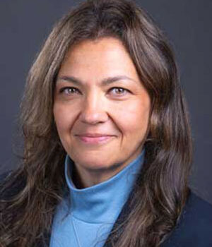 jennifer boscarino green headshot